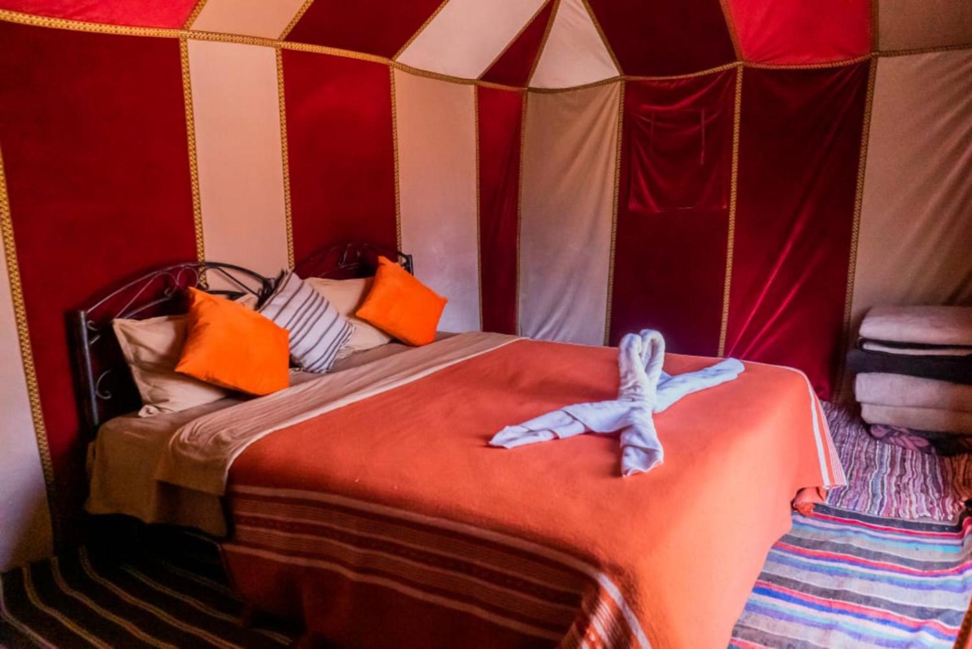 Holiday Desert Camp Мерзуга Екстер'єр фото